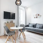 Cozy 1 Bdr Downtown