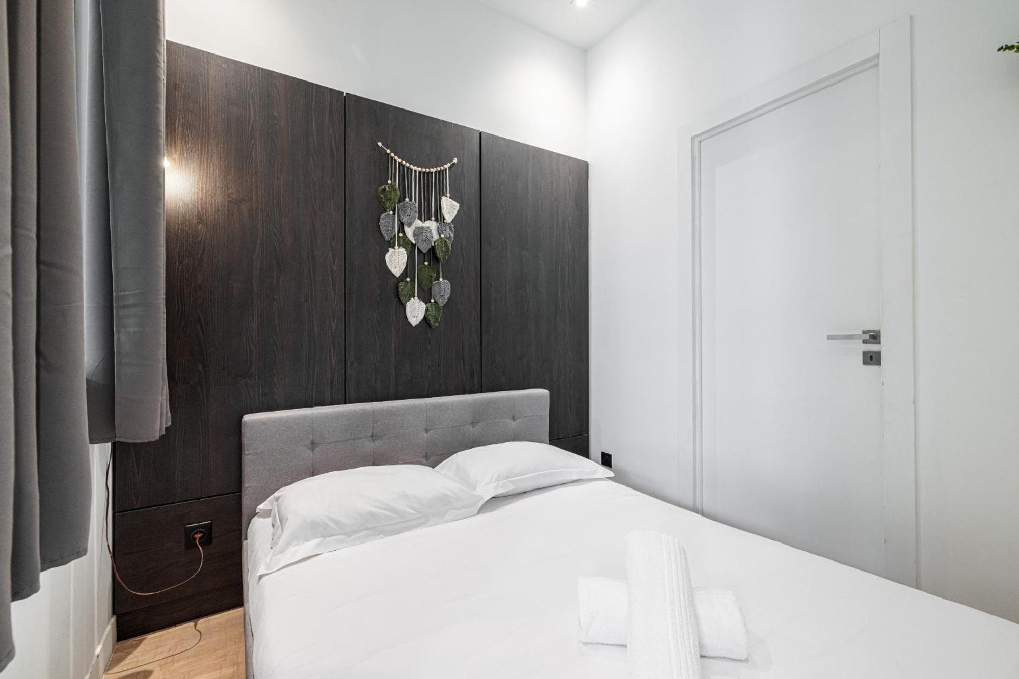 Cozy 1 Bdr Downtown *